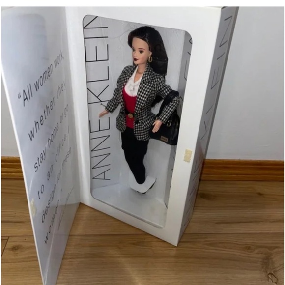 BARBIE - Anne Klein Doll 1997 Vintage - NIB - Picture 10 of 10